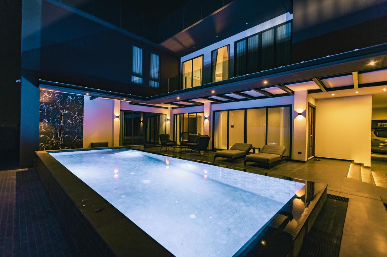 Astro Luxury: Ultra Luxury 4 Beds Pool * Nong Prue