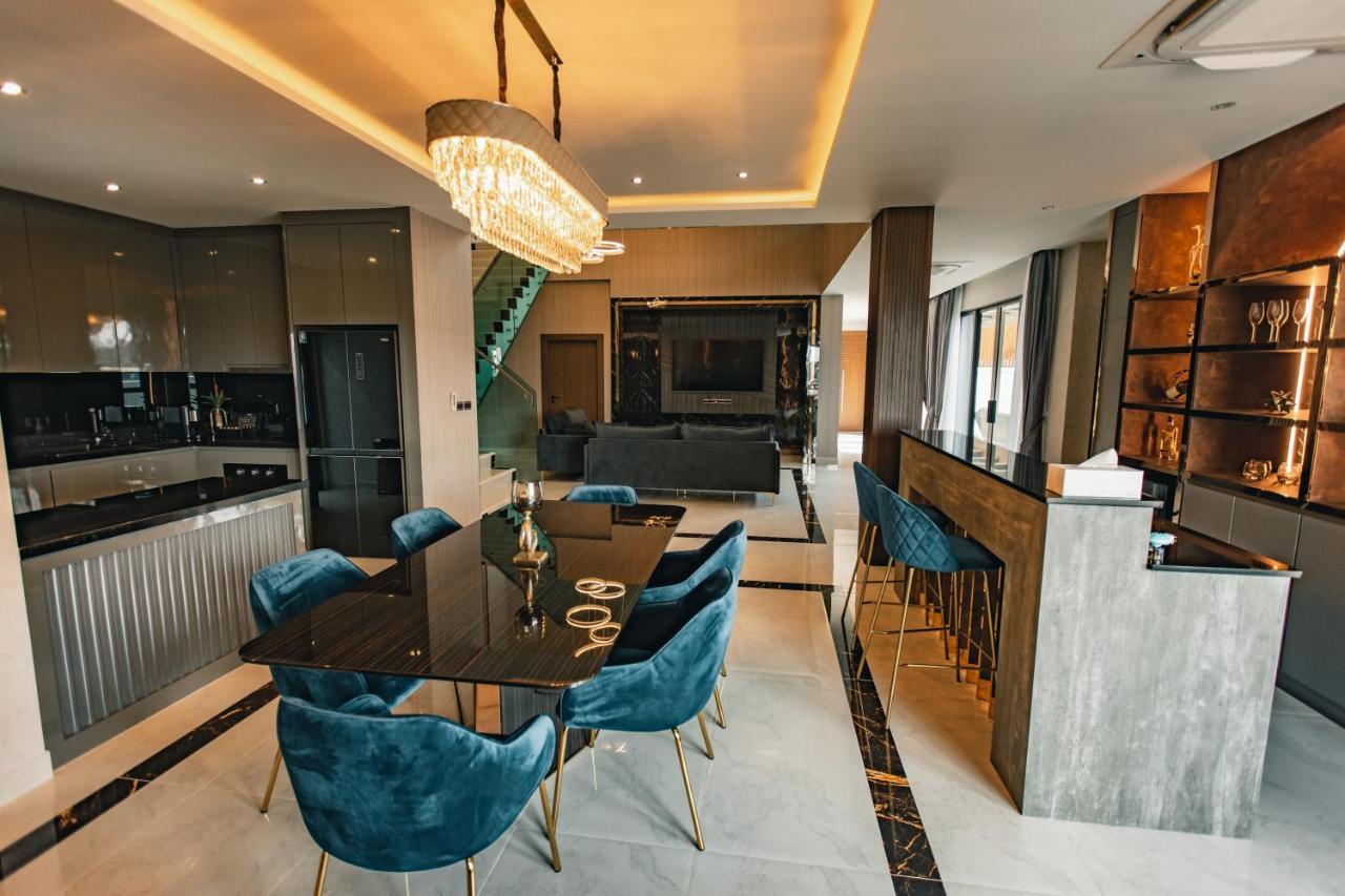 Villa Astro Luxury: Ultra Luxury 4 Beds Pool