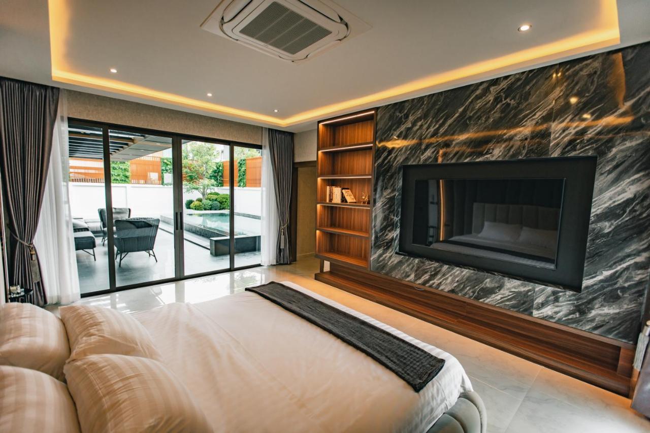 Astro Luxury: Ultra Luxury 4 Beds Pool Villa Nong Prue