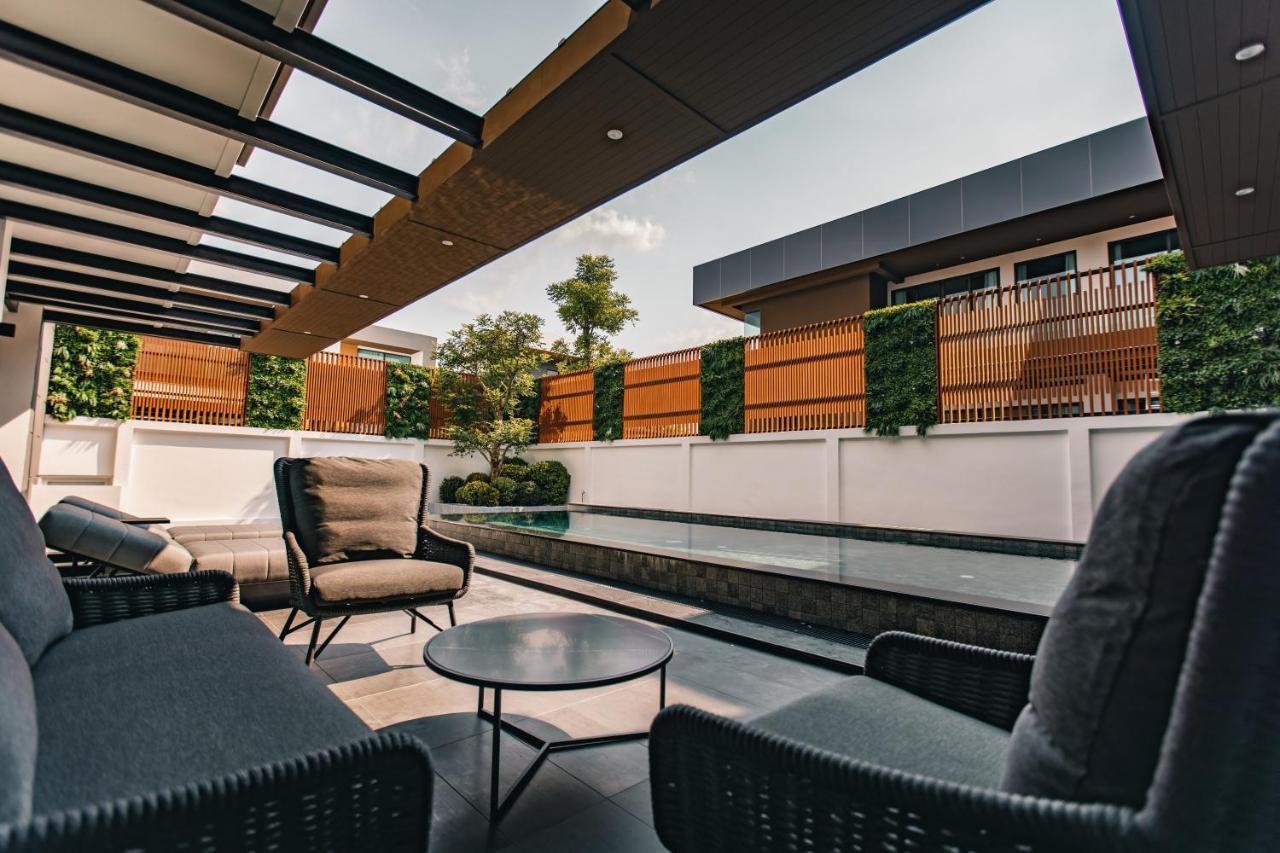Astro Luxury: Ultra Luxury 4 Beds Pool Nong Prue