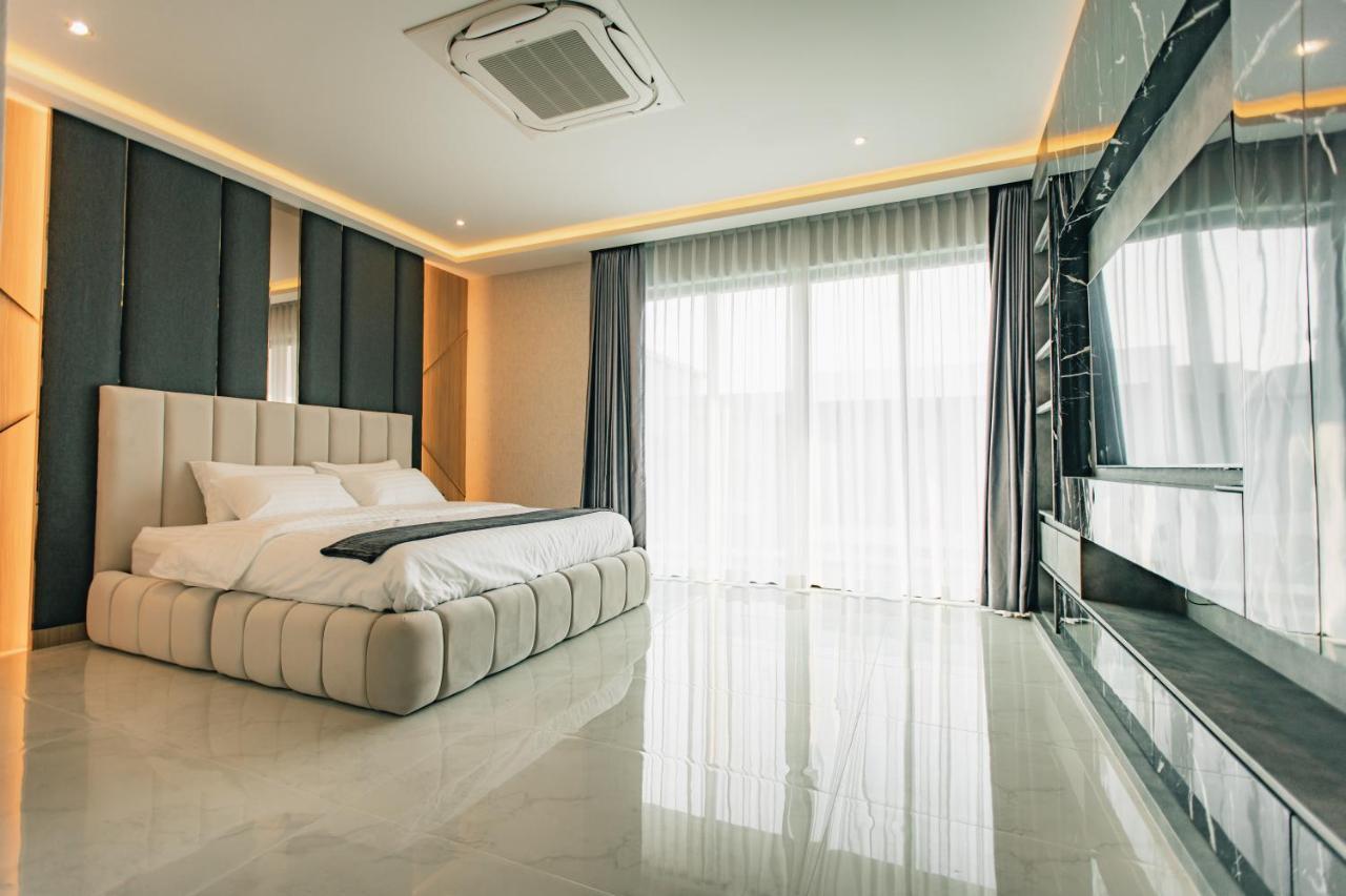 Villa Astro Luxury: Ultra Luxury 4 Beds Pool