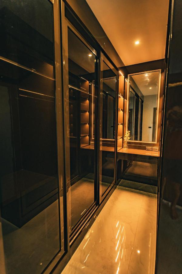 Astro Luxury: Ultra Luxury 4 Beds Pool Villa *